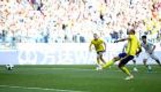 تقنية "حكم الفيديو" تمنح السويد فوزا صعبا على كوريا الجنوبية