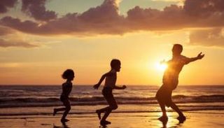 عيد الأب - تعبيرية