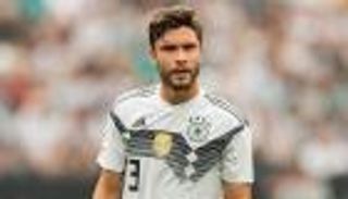 هيكتور يدعم ألمانيا في مواجهة الإنقاذ أمام السويد