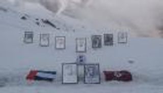  زايد القمّة.. أعلى معرض لوحات مرسومة في العالم على الهيمالايا