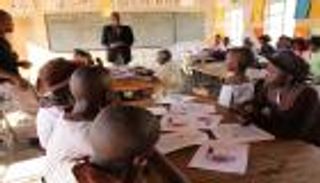 "دبي العطاء" تطلق برنامجا للتوعية بالنظافة الشخصية للفتيات في زيمبابوي