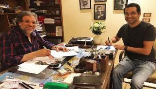 عمرو سعد أثناء توقيع عقد