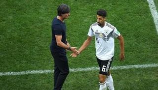 خضيرة ويواخيم لوف