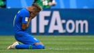 نيمار يكشف سر بكائه بعد هدفه أمام كوستاريكا