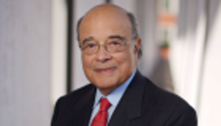 بيل جيتس ناعياً العالم المصري عادل محمود: أنقذ حياة ملايين الأطفال