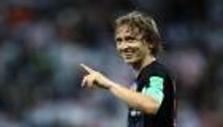 مودريتش يطالب لاعبي كرواتيا بعدم الإفراط في الفرحة