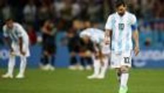 تقارير: ميسي يعتزل دولياً لو ودعت الأرجنتين كأس العالم