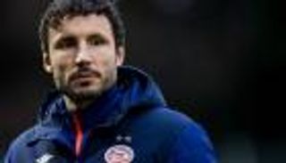 فان بومل يخلف فيليب كوكو في تدريب آيندهوفن