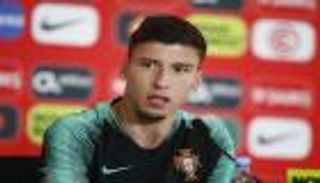 مدافع البرتغال: نتطلع لأبعد مرحلة في مونديال روسيا