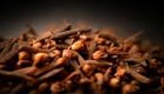 القرنفل.. 19 فائدة للصحة والشعر والبشرة