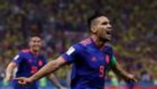 كولومبيا تبقي على آمالها في المونديال باكتساح بولندا