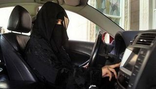 إقبال نسائي على العمل كسائقات بشركة كريم في السعودية