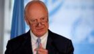 دي ميستورا يبدأ مشاوراته لتشكيل اللجنة الدستورية السورية