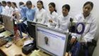 "رايتس ووتش" تطالب قطر بوقف انتهاكات حقوق عمال المنازل