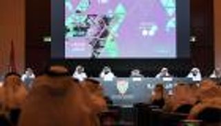 الأندية الإماراتية تؤكد التزامها بسقف رواتب اللاعبين