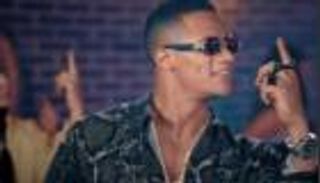 بعد "نمبر وان".. محمد رمضان ينشر صورة له في بداية مشواره 