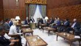 عمدة فرانكفورت: خطاب الأزهر المعتدل يحل مشكلات المسلمين في الغرب