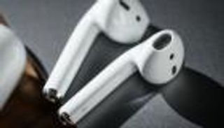 سماعات AirPods القادمة مقاومة للماء والضوضاء