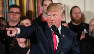 الرئيس الأمريكي دونالد ترامب