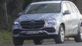 تسريب صور المقصورة الداخلية لسيارة مرسيدس 2019 GLE