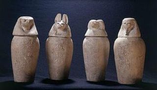 الأواني الكانوبية - أرشيفية