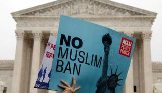 مظاهرات تعارض قرار ترامب بشأن حظر السفر