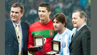 كتاب يحلل مسيرة كريستيانو وميسي