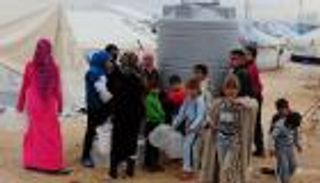 الأردن يرسل مساعدات إنسانية للنازحين داخل سوريا