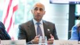 العتيبة: ندعم الجهود الأممية لتسليم الحوثيين "الحديدة" إلى الحكومة الشرعية