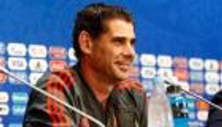 مدرب إسبانيا: نسعى لتفادي الأخطاء السابقة أمام روسيا