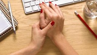 مرض الروماتويد.. أسبابه وأعراضه وطرق العلاج