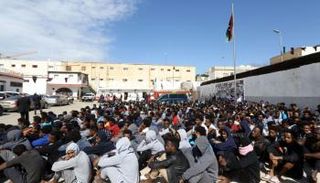 مركز للمهاجرين  في طرابلس