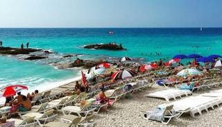 يوليو أسوأ شهر لممارسة السباحة