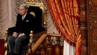 الإمبراطور الياباني أكيهيتو - رويترز