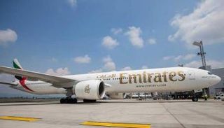 "طيران الإمارات" تطلق رحلة يومية ثانية إلى براغ