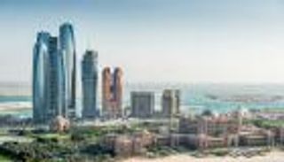 أرصاد الإمارات: طقس حار وغائم جزئيا الثلاثاء