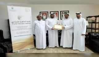 منح سالم البدواوي "درع التسامح" تقديرا لدوره الاجتماعي