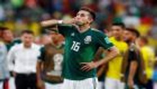 لاعب المكسيك: الفوز على البرازيل لن يرضي طموحنا