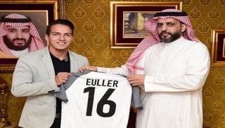 رئيس الشباب إيلر سيلفا 