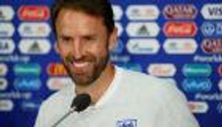 ساوثجيت يساند ديلف بعد عودته لإنجلترا لأسباب عائلية