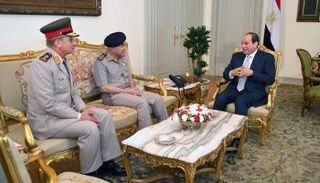 السيسي يلتقي وزيري الدفاع السابق والحالي