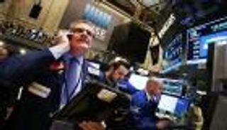 البورصة الأمريكية تفتح منخفضة بفعل مخاوف رسوم التجارة