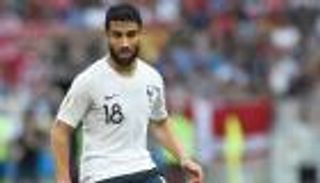 كلوب يستقر على بديل نبيل فقير