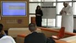 "الأمن الغذائي المستقبلي" بالإمارات يبحث تطوير استزراع الأحياء المائية