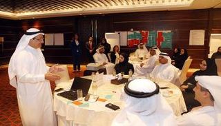 جانب من جلسة "الثقافة المؤسسية المستقبلية" لهيئة الصحة بدبي