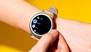 جوجل تضع اللمسات الأخيرة لساعة "بيكسل ووتش"