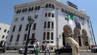 الجزائر على أعتاب مرحلة اقتصادية جديدة