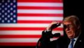 الصين تستبق أمريكا في تطبيق الرسوم على السلع بفارق 12 ساعة 