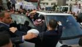 قيادي فلسطيني للسفير القطري: لا مرحبا بك في غزة