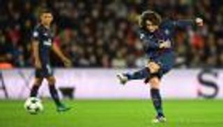 توتنهام يزاحم برشلونة على ضم لاعب سان جيرمان